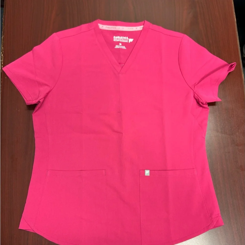 Fabletics Vibrant Pink Activewear Scrub Set - Picture 8 of 9